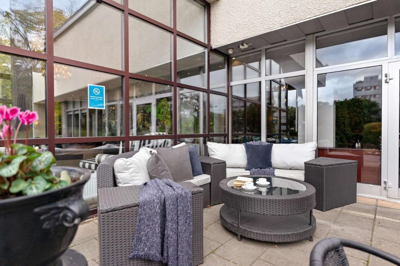 Western Royal Star Hotell 4*